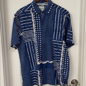 Tommy Bahama Blue and Cream Patterned Shirt